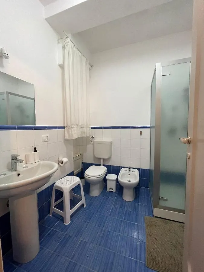 100 Passi Politeama Hotel Palermo 0*,  Itália